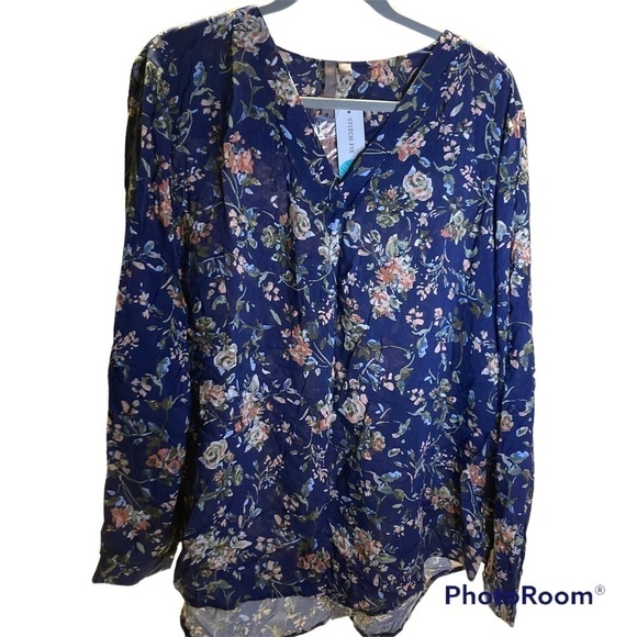 BRINA & Em Lemmy V-Neck Top, Navy Blue Floral Pattern, Woman’s Size XXL - Picture 1 of 10